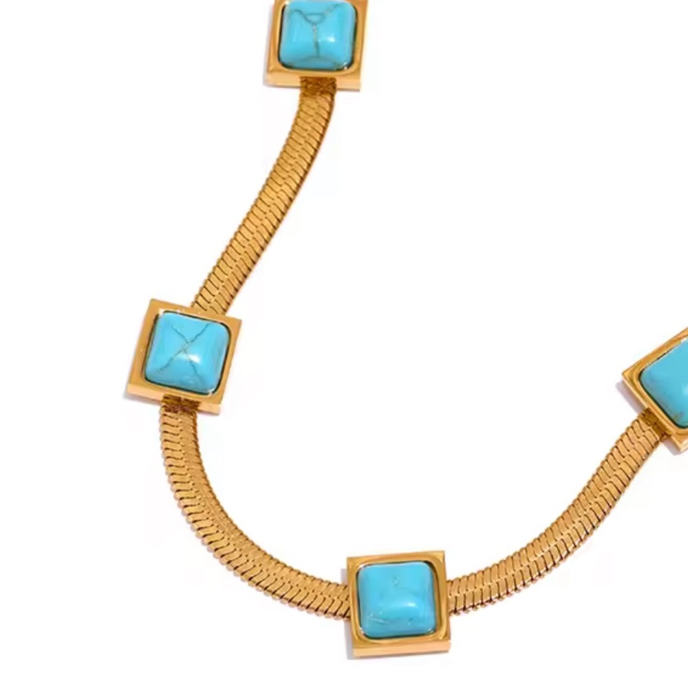 Turquoise Snake Chain Necklace
18K Gold plated Stainless Steel - Picture 7 of 11